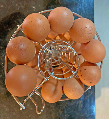 Máxima Elegancia y Organización: Rack de Acero Inoxidable para 30 Huevos